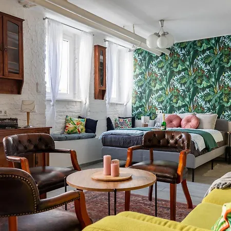 Buda Castle بودابست